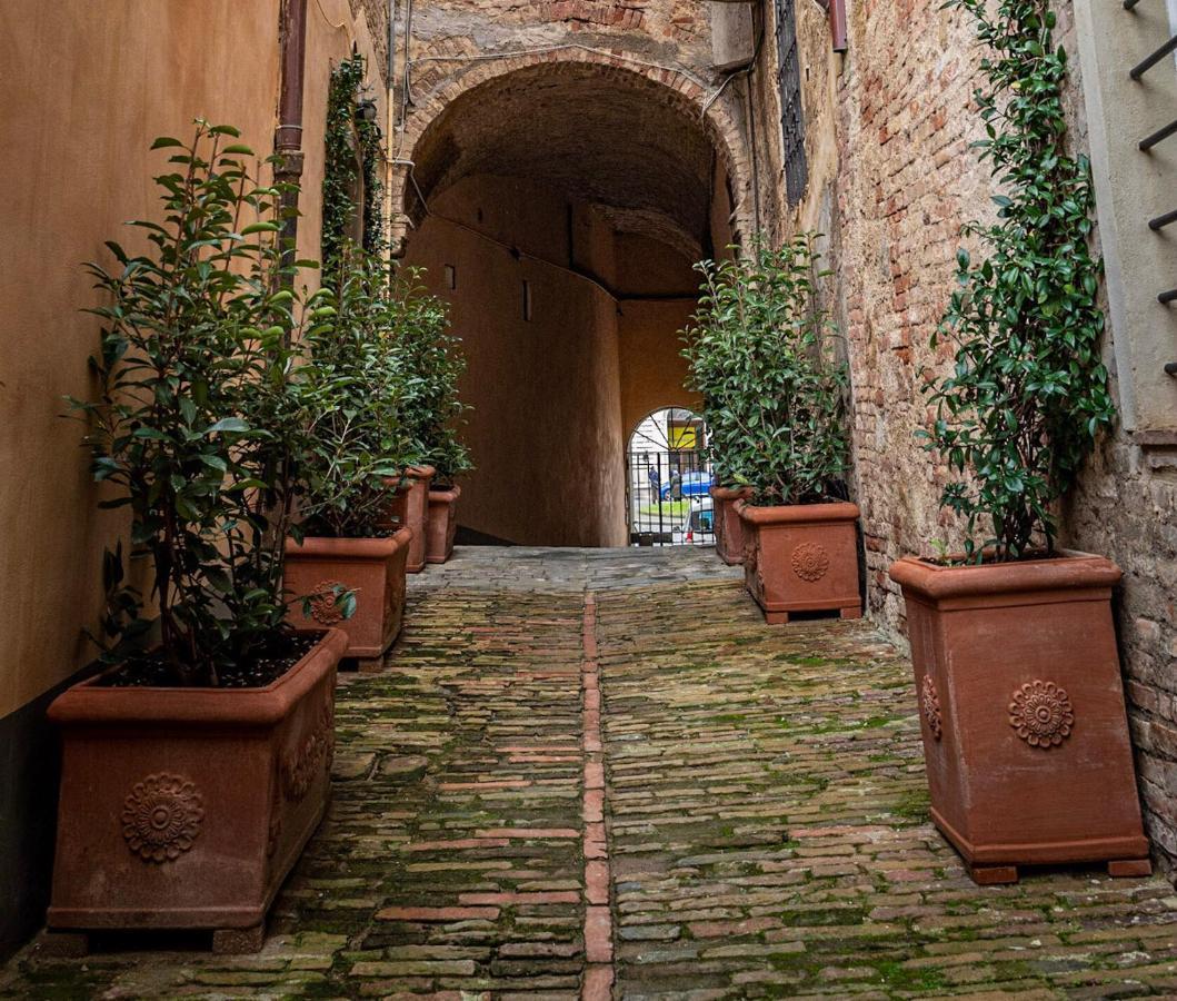 Domus Nannini Spa - L' Arco Di Matteotti سيينا المظهر الخارجي الصورة